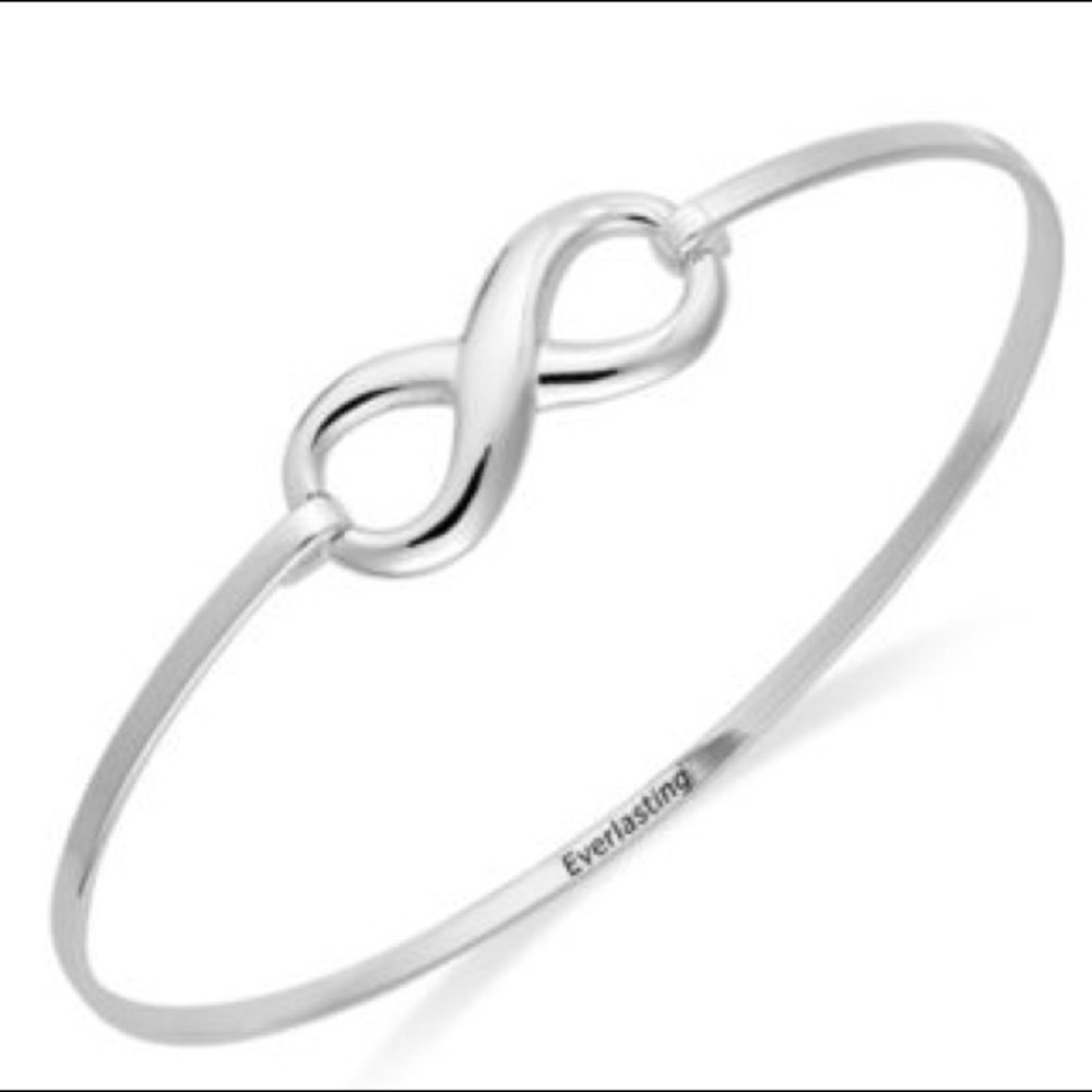 🎉HP🎉NWT silver infinity bangle